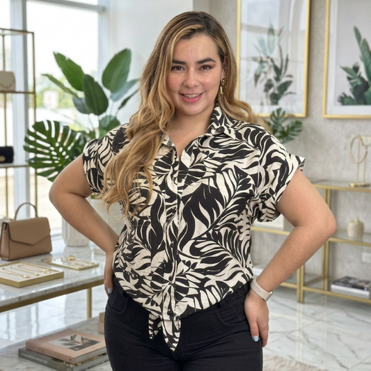 CAMISA AMARRE FLORES NEGRA