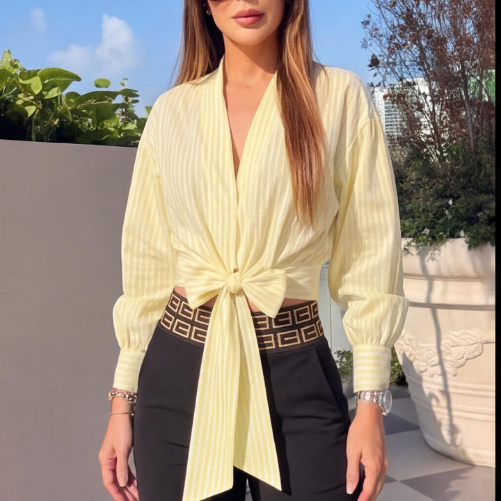 Conjunto Camisa Mantequilla y  Pantalón negro